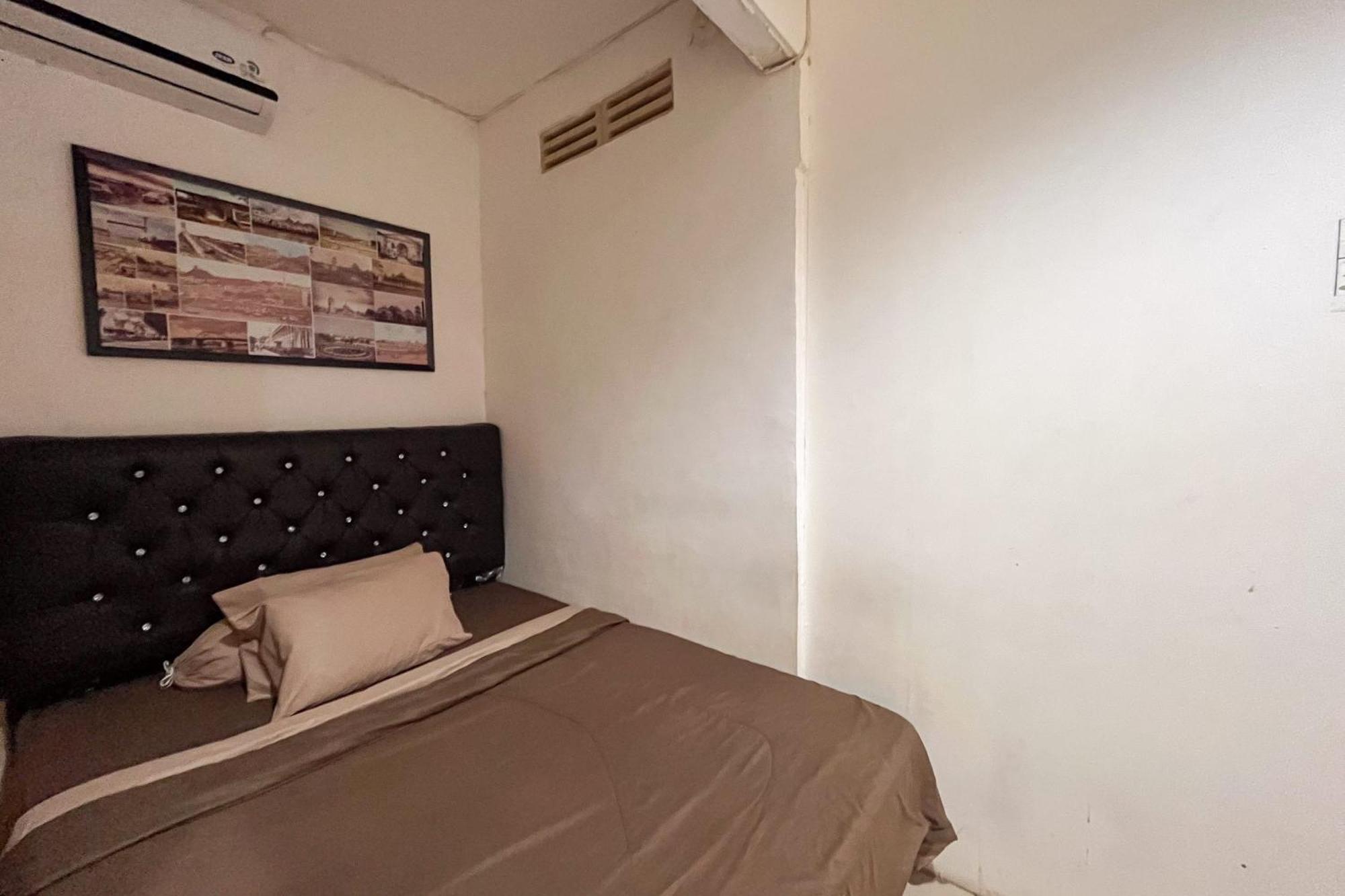 Reddoorz Near Underpass Simpang Patal 2*
